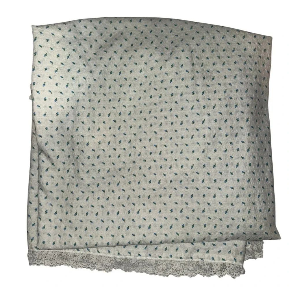 Vintage Baby Blanket Lace Trim Blue White Floral Like Weight